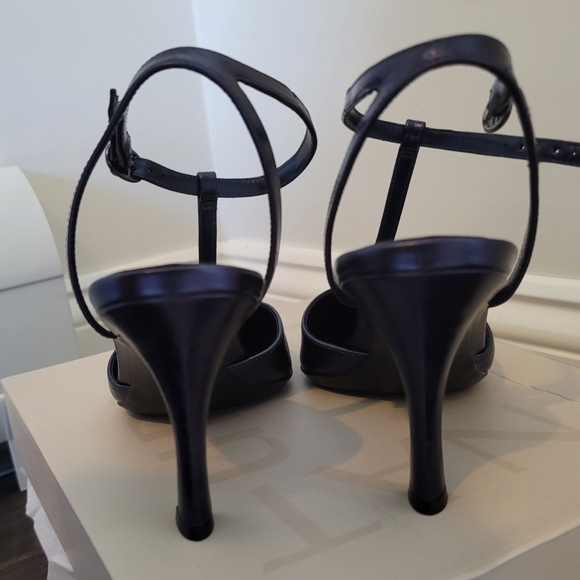 NIB Naturalizer Astrid T-Strap Pointed Toe Dress Pumps, Navy, Size 7.5W - Picture 5 of 7